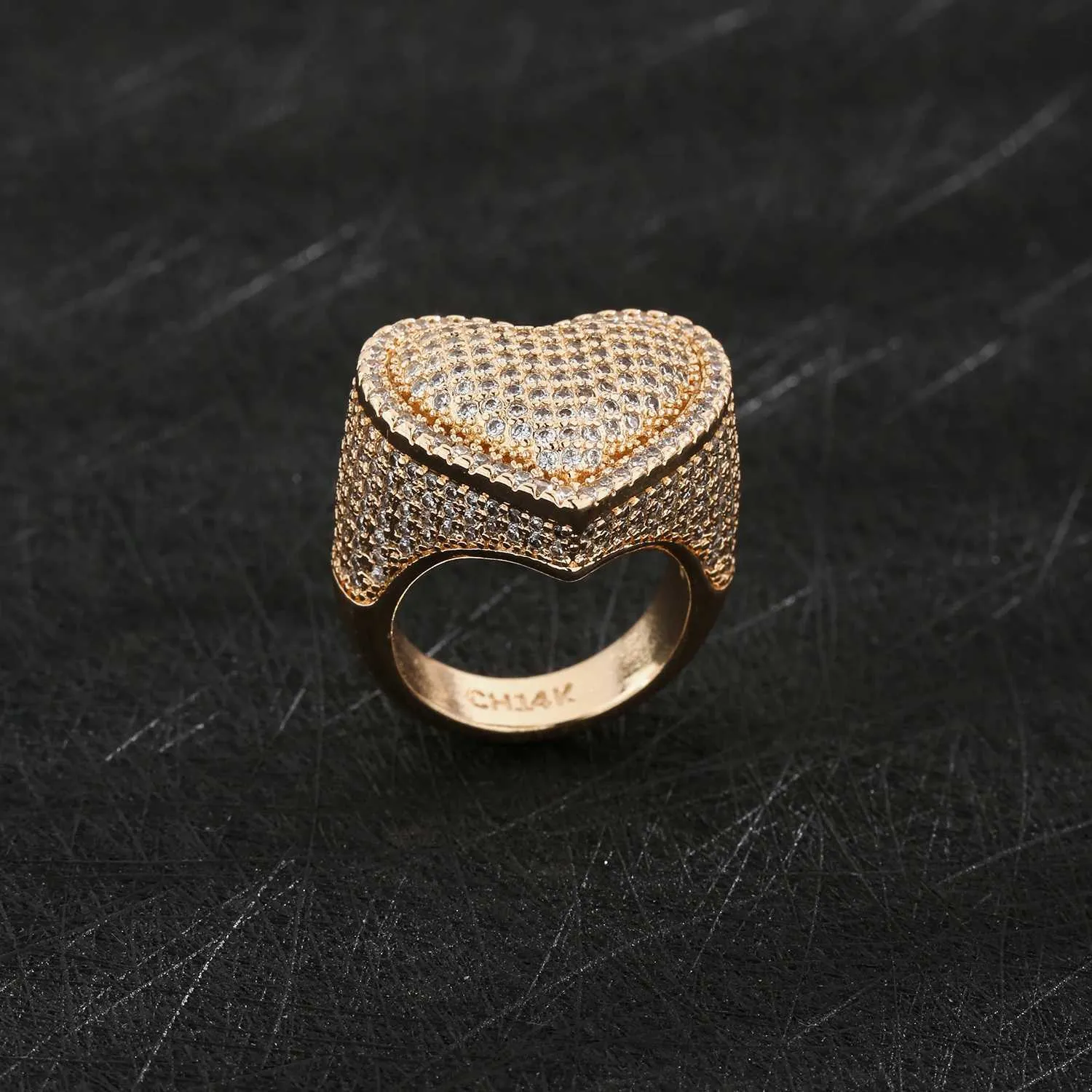 Anti-tarnish Love Heart Ring With Zircon For Girlfriend_voghion.com