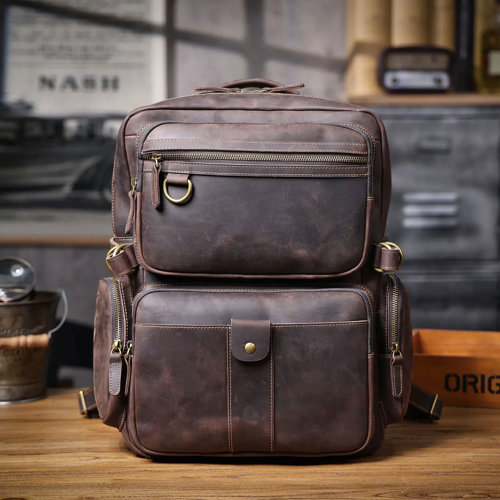 SWORKER Vintage Rucksack aus echtem Crazy Horse Leder, Laptop-Rucksack, Freizeitrucksack für Schule, Outdoor-Aktivitäten, Reisen und Wochenendausflüge 251113_voghion.com