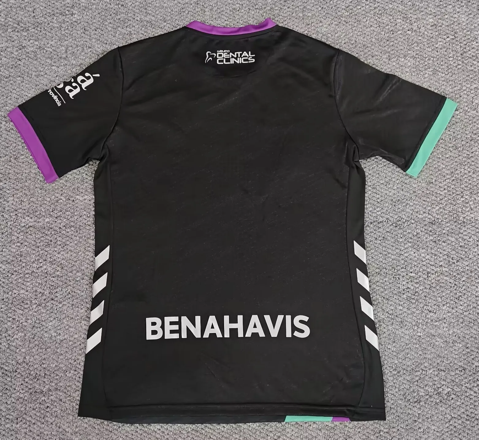 サッカー Tシャツ マラガcf レトロサッカージャージ：マラガCFスローバックコレクション 2005 2025