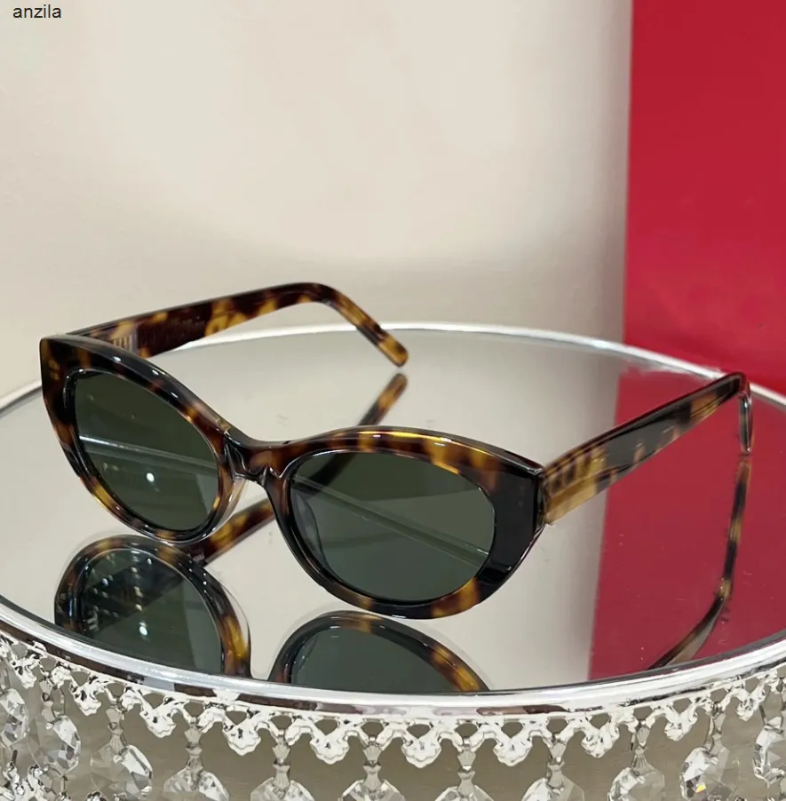 Save Big on Bulk Women's Cat Eye Sunglasses Women's Cat Eye Fashion  Sunglasses With UV400 Protection Designer Style For Everyday Wear Best  Deals on