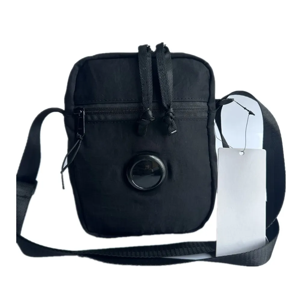 Petit Sac de Poitrine Imperméable Sacoche Homme Bandouliere, Pochette
