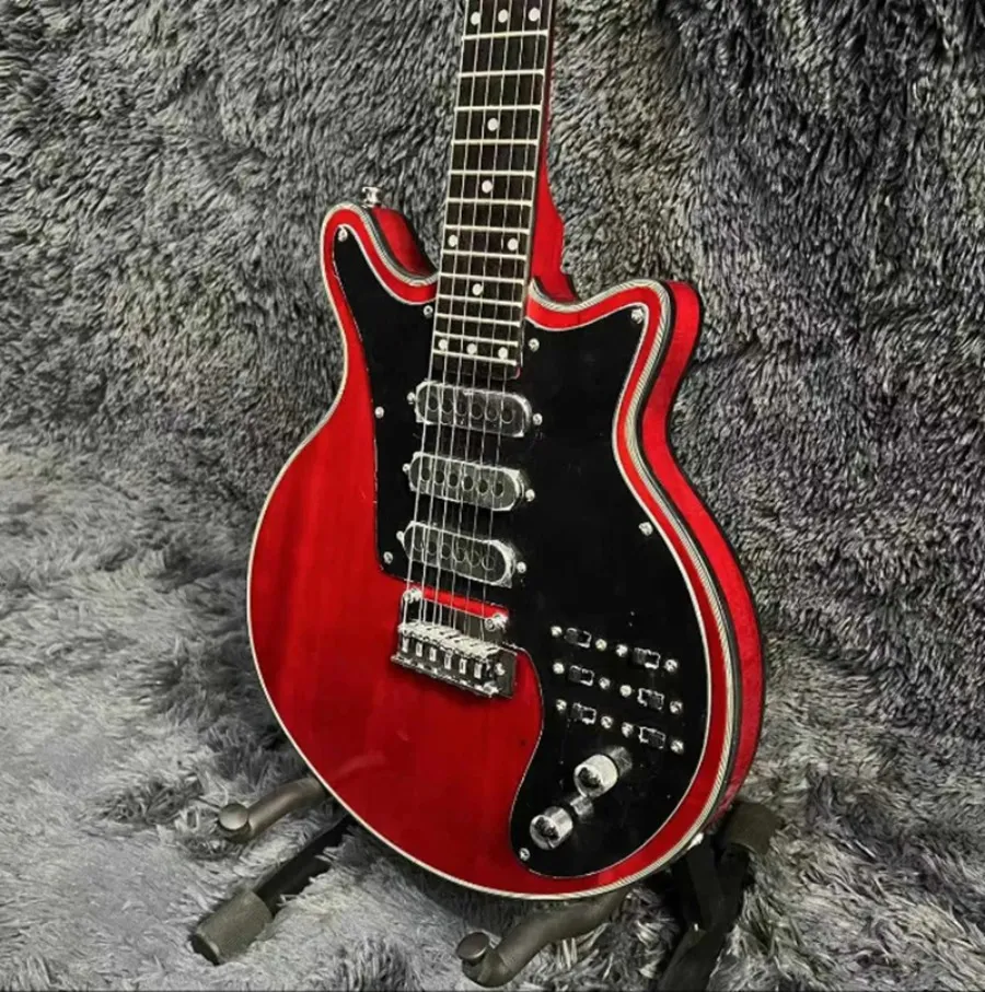 ブライアン メイ ギター ブライアン・メイ Brian May Queenのギタリスト -