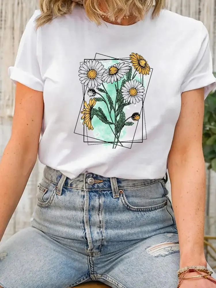 Butterfly Graphic T Shirt For Women, Short Sleeve 90s Style