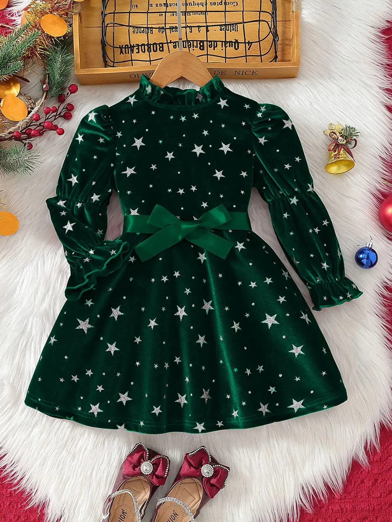 christmas star dress Christmas Star Print Velvet Toddler Christmas Dress... From Nan08,  Rs.1,668.67