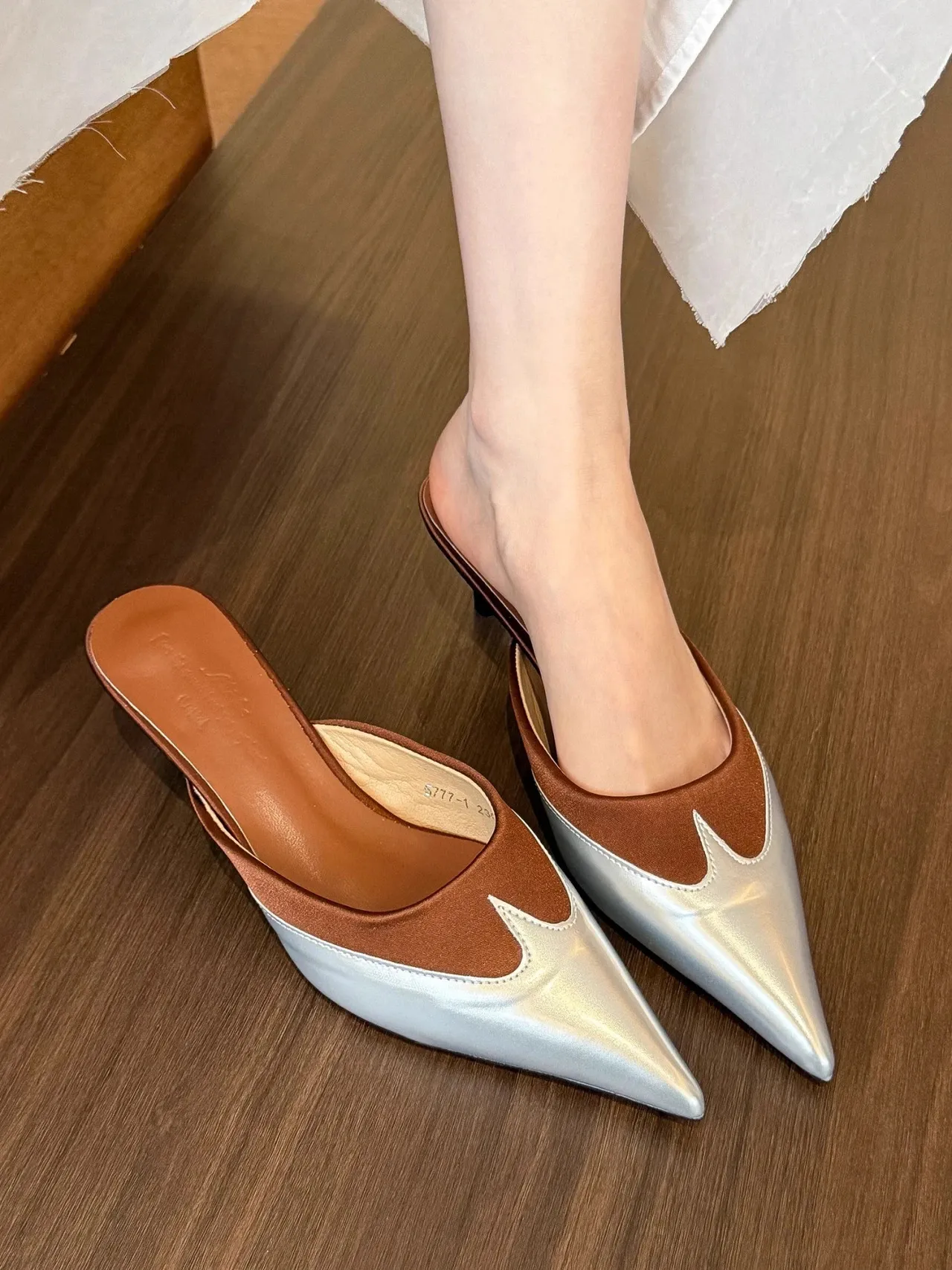 Elegante Transparente Herz-mules Mit Spitzer Kappe High Heels_voghion.com