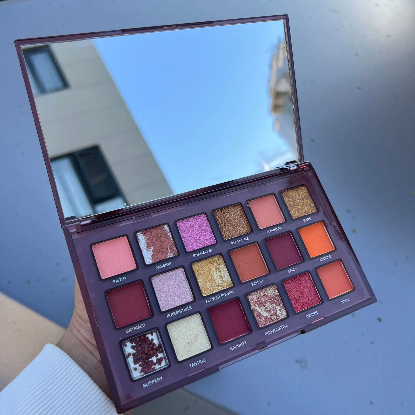 Rose Eyeshadow Palette - Matte Shimmer, Earth Tones, Naughty Crispy ...