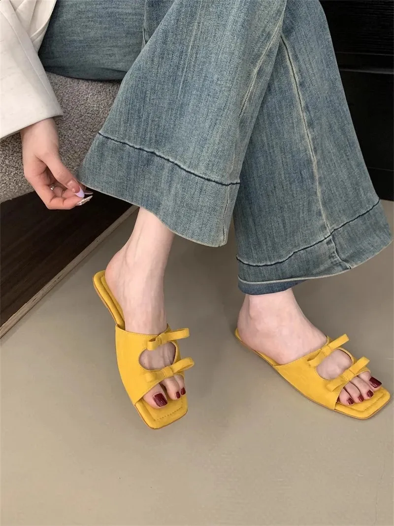 Elegant Women's Summer Beach Sandals With Bow Detail Comfortable_voghion.com