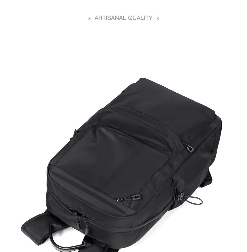 Durable Men's Travel Backpack For Hiking And Laptop Storage_voghion.com