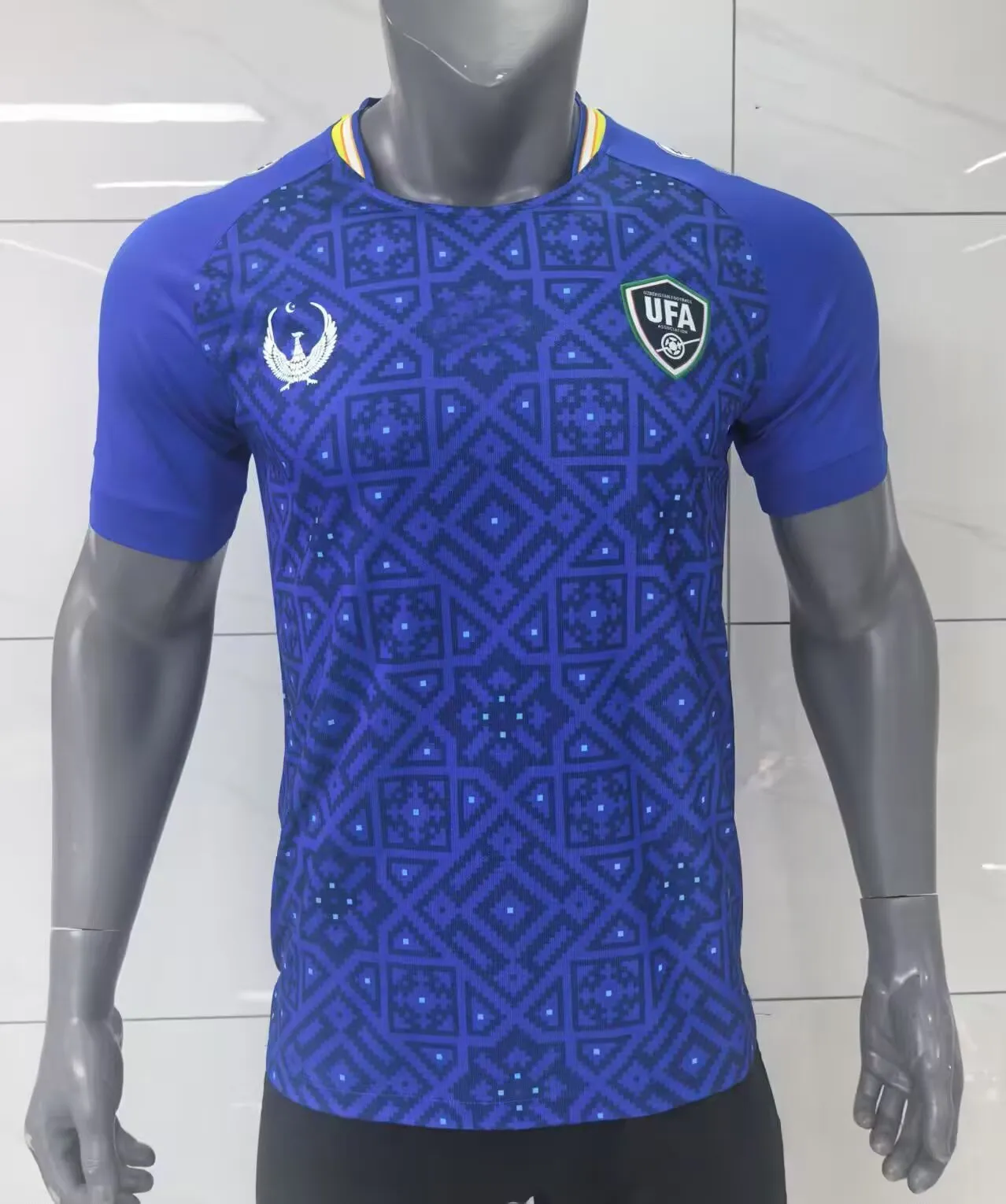 ワールドカップ 2026 ウズベキスタン サッカー ユニフォーム KHUSANOV