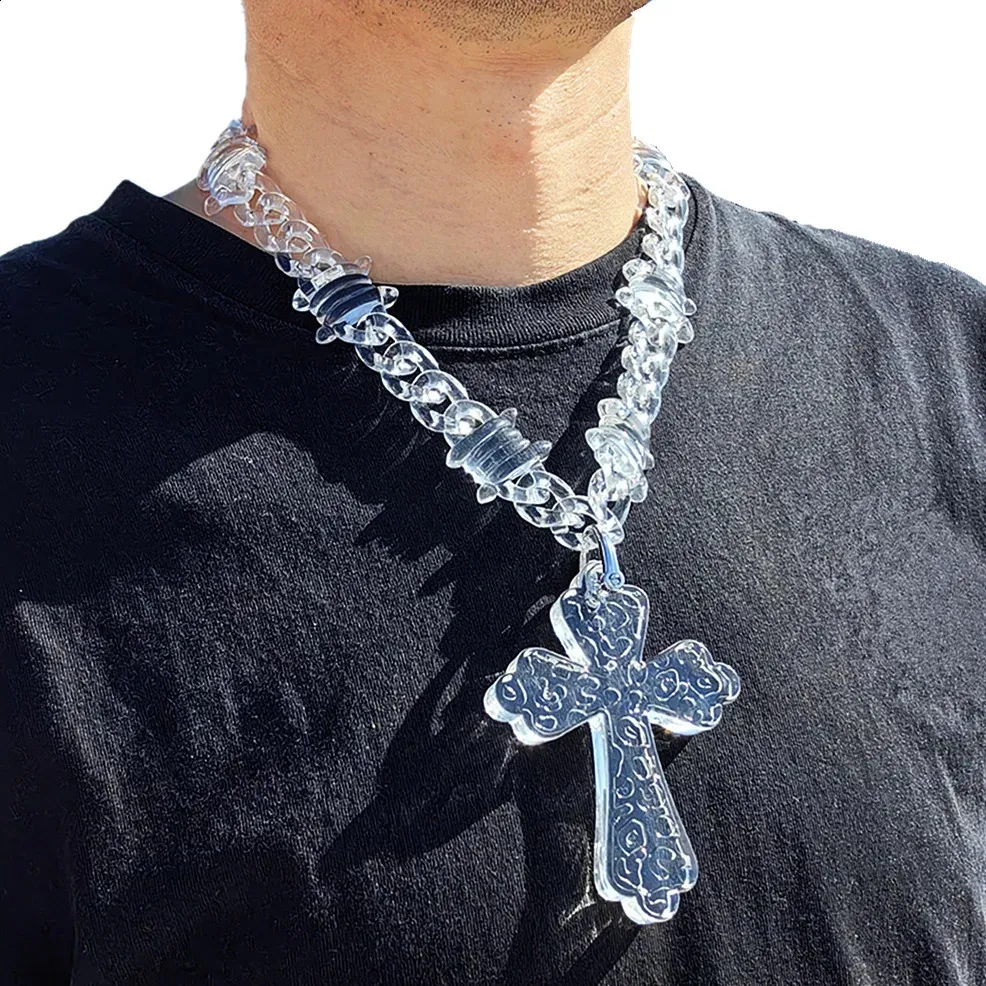Collier avec pendentif croix argent homme