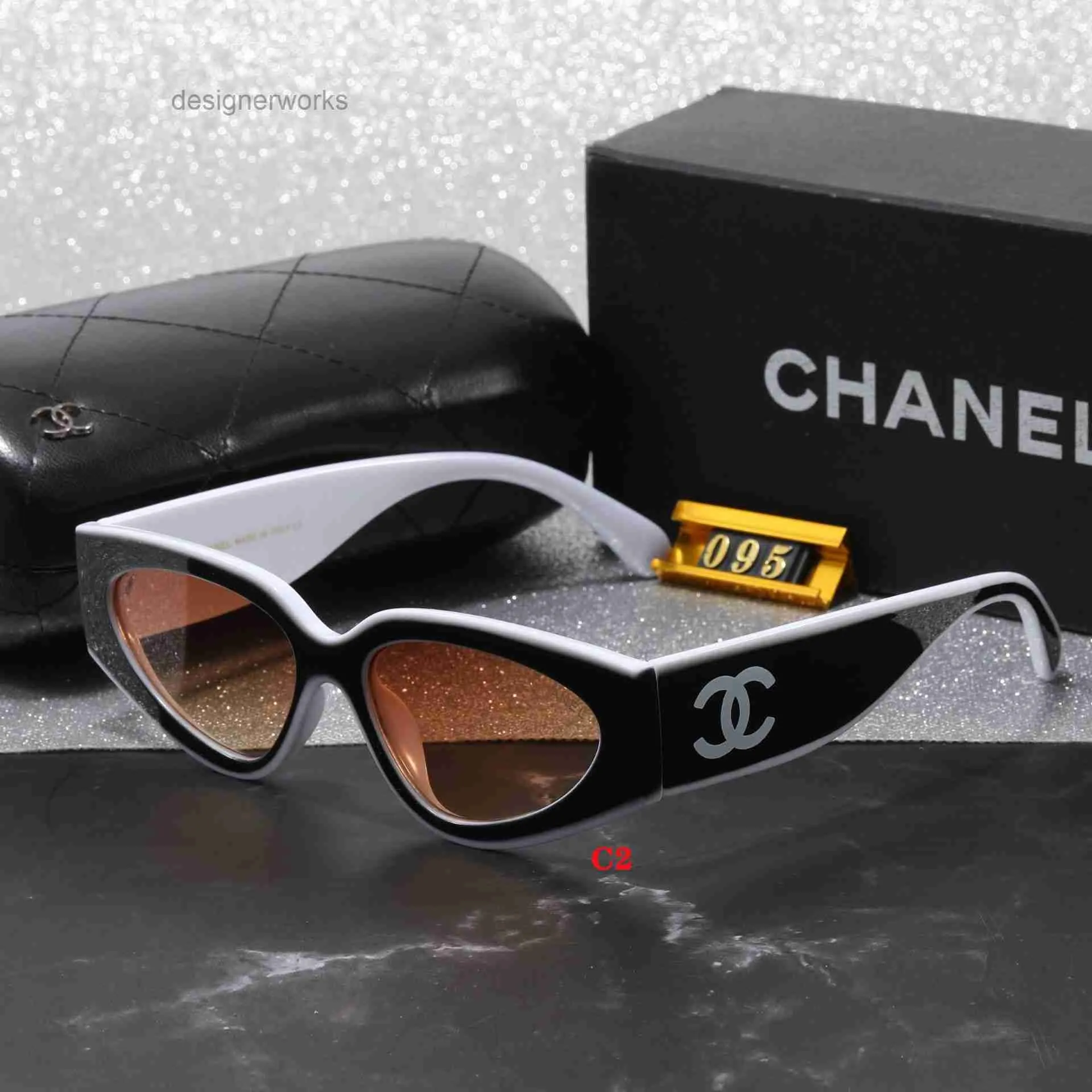 Women’s Chanel sunglasses CHANEL 5554 1817/S6 Sunglasses - US main image 2