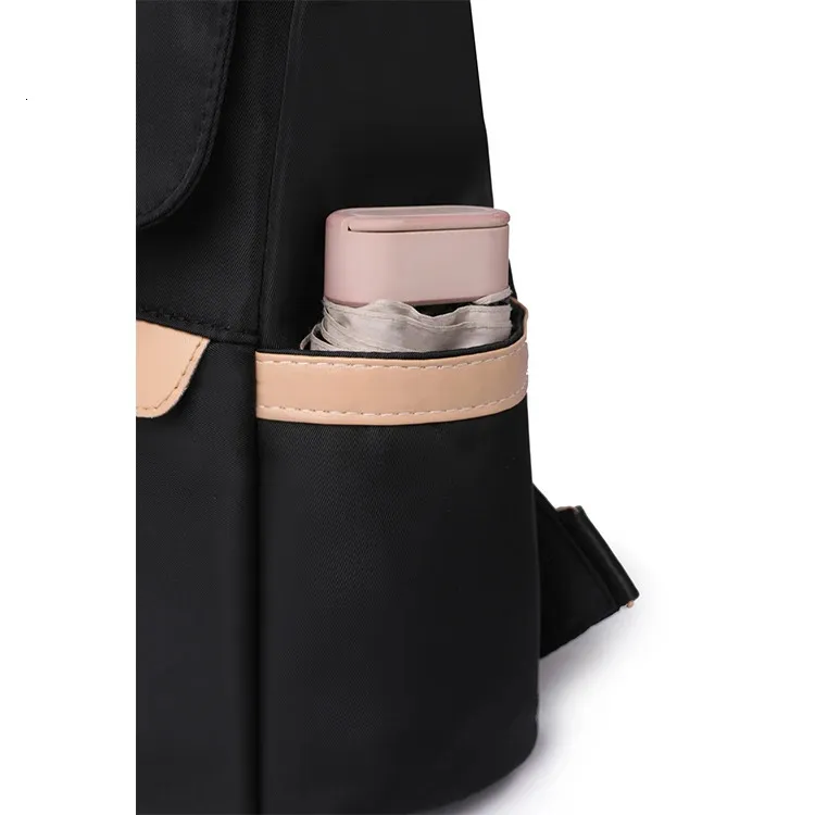 Classic Anti-theft Backpack With Minimalist Adjustable Straps_voghion.com