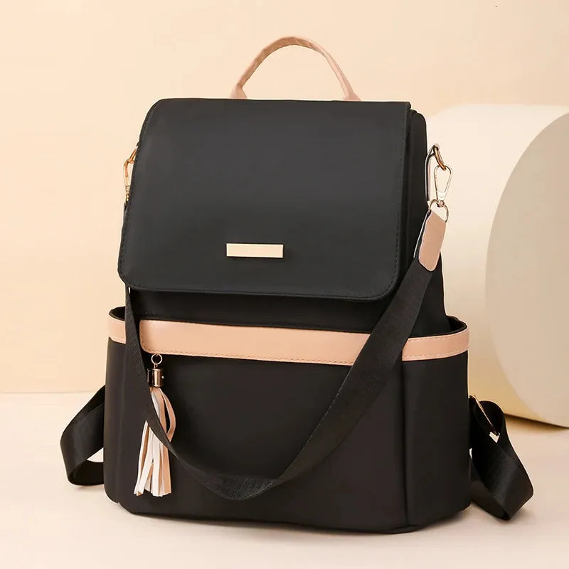 1 Antitheft Mediumsized Classic Backpack With Black Minimalist Adjustable Shoulder Straps Perfect For Outdoor Travel And_voghion.com