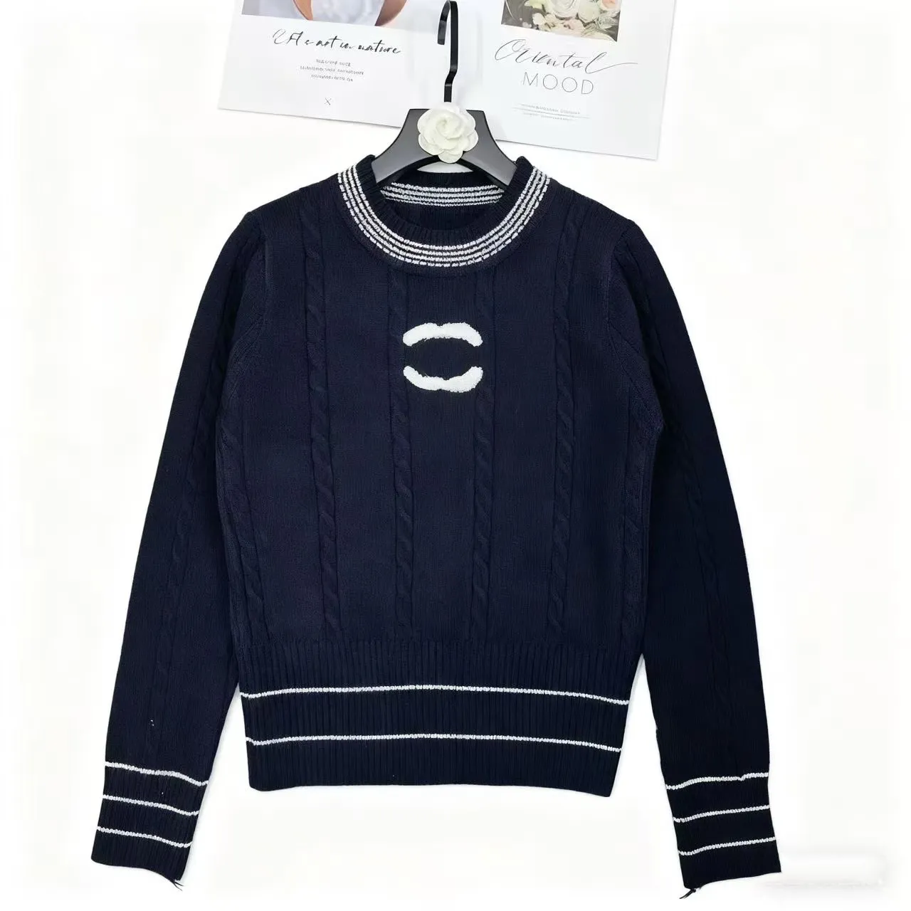 Maglione casual a girocollo con maniche lunghe adatto per donne, stile