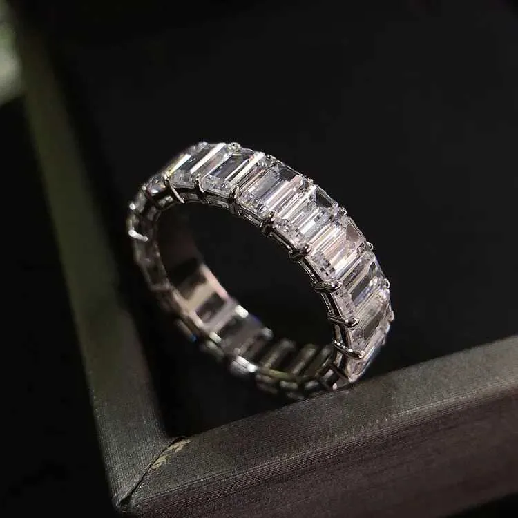 iced Out 925 Sterling Silver White Gold AU585 Platinum PT950 Solitaire 50 Points Ice Candy Emerald Cut Row Fashion_voghion.com