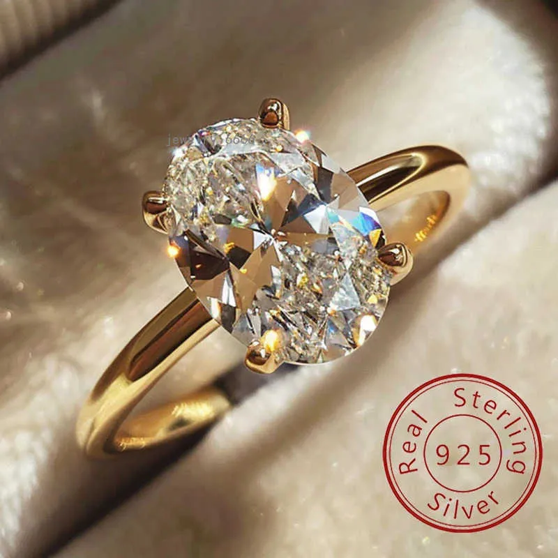 Gorgeous Oval Moissanite Diamond Ring 925 Sterling Silver Luxury_voghion.com
