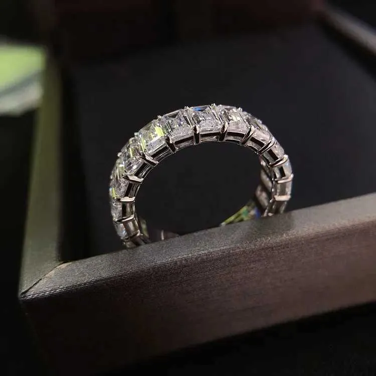 iced Out 925 Sterling Silver White Gold AU585 Platinum PT950 Solitaire 50 Points Ice Candy Emerald Cut Row Fashion_voghion.com