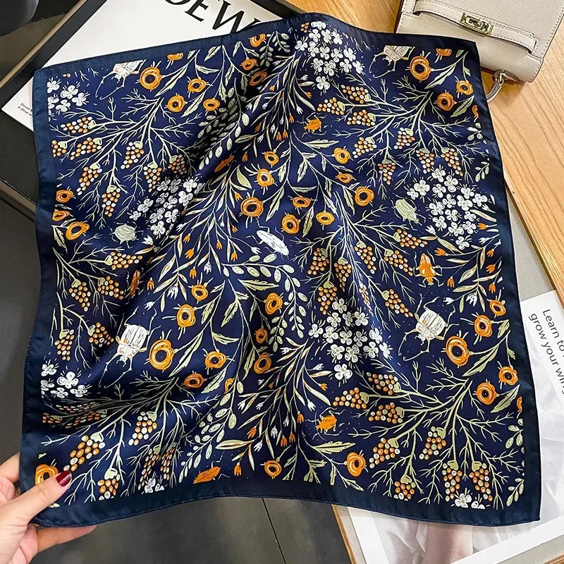 100% Silk Scarf Women Vintage Green Flower Kerchief Small Square Wrap