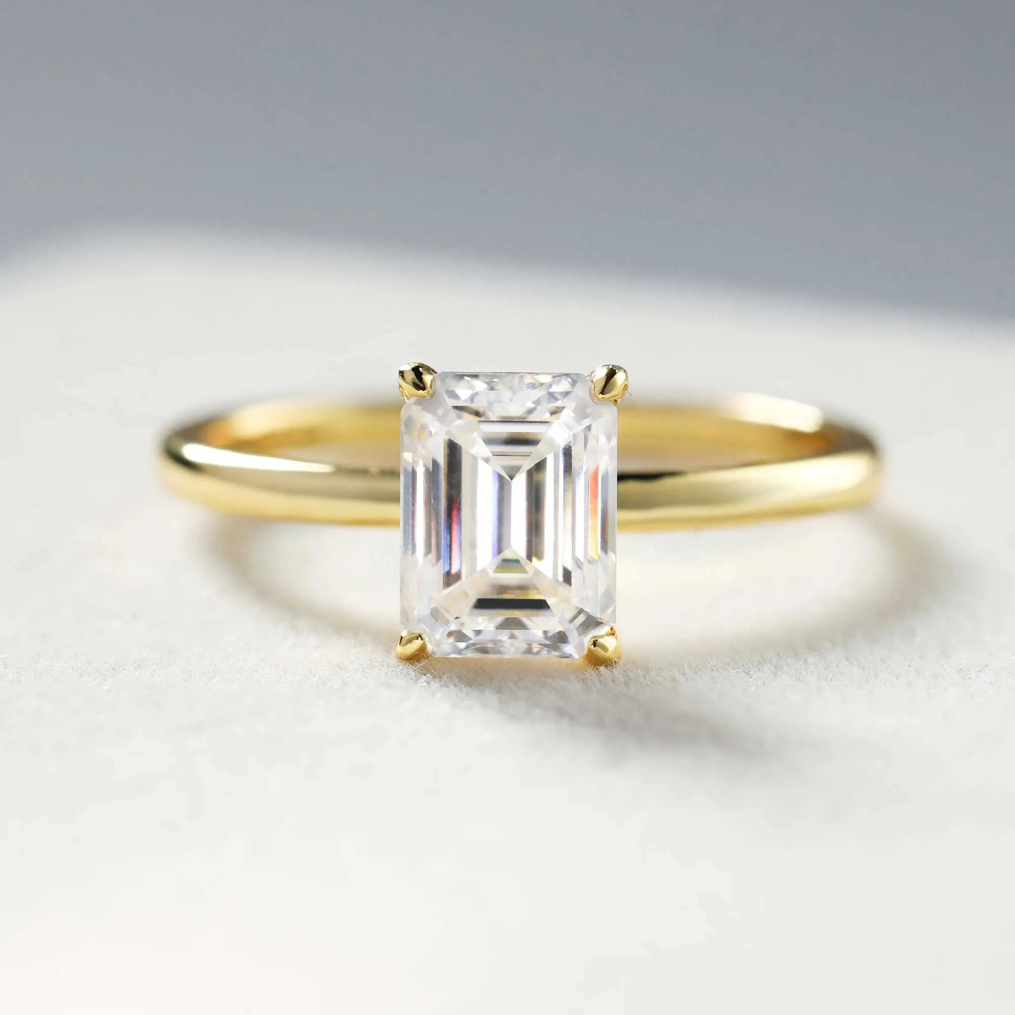 Sterling Silver 1CT-3CT Emerald Cut Moissanite Ring For Women 925 Sterling Silver Yellow Gold Color Diamond Rings_voghion.com