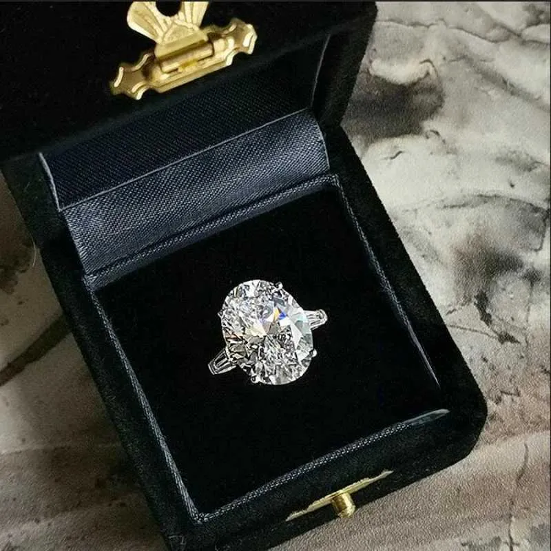 Luxury Oval 8ct Lab Diamond Ring 925 Sterling Silver Jewelry Engagement Wedding Band Rings For Women Men Party Accessory_voghion.com
