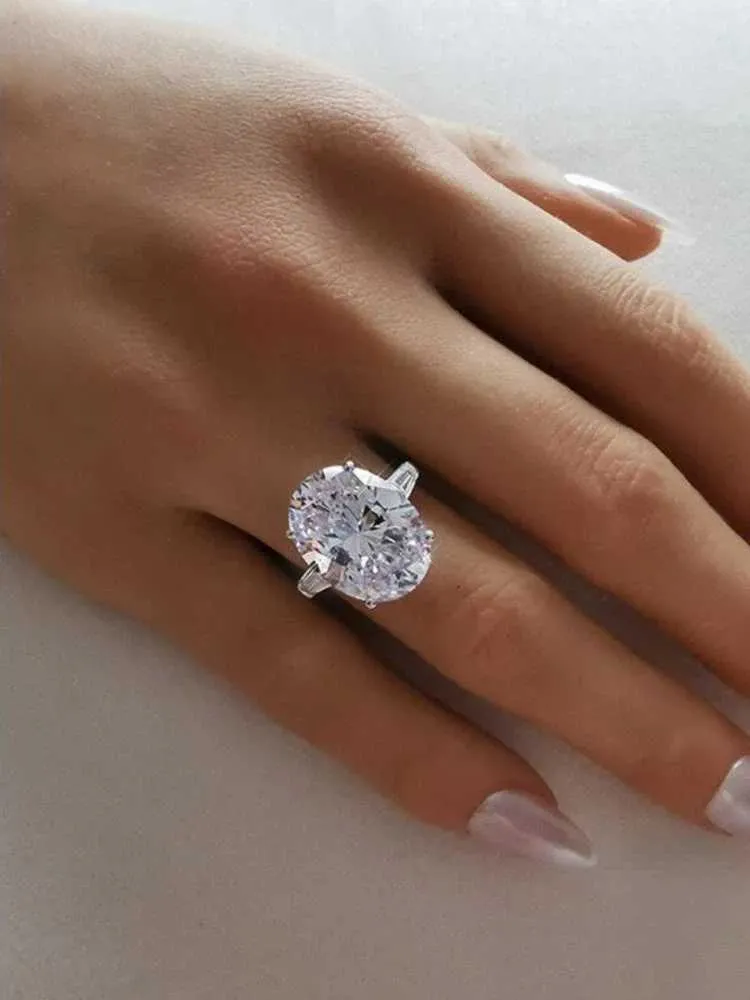 Luxury Oval 8ct Lab Diamond Ring 925 Sterling Silver Jewelry Engagement Wedding Band Rings For Women Men Party Accessory_voghion.com