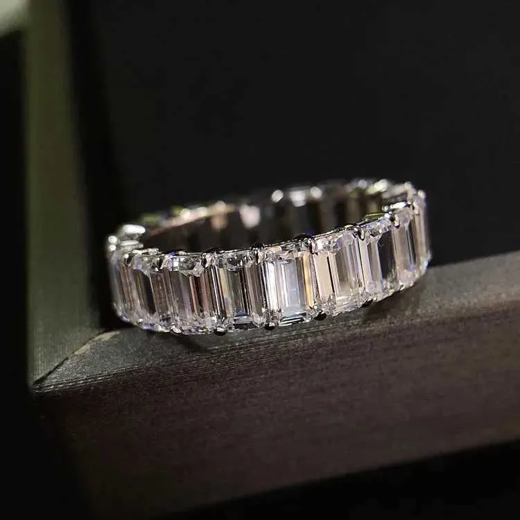 iced Out 925 Sterling Silver White Gold AU585 Platinum PT950 Solitaire 50 Points Ice Candy Emerald Cut Row Fashion_voghion.com