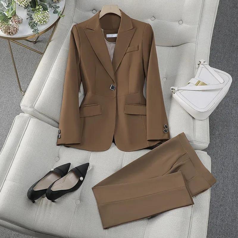 Ple Busin Suit for Women Womens Petite Suit Set Elegant Blazer And Trousers For Spring/Autumn, Slim  Fit Office Suit, Lightweight Business Blazer For Women From Deng03, $58.64  | DHgate.Com