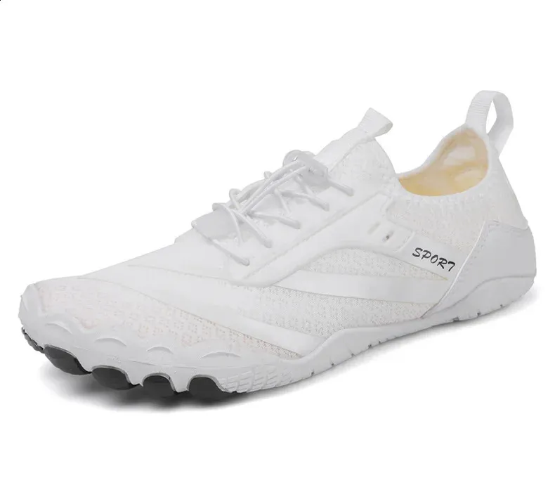 Scarpette da scoglio uomo per mare e spiaggia scarpe acqua_voghion.com