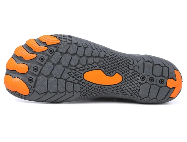Scarpette da scoglio uomo per mare e spiaggia scarpe acqua_voghion.com