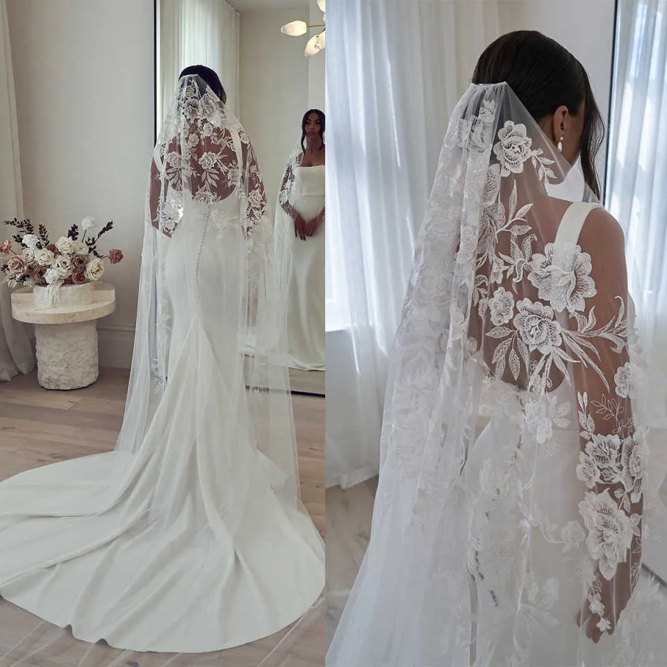 Elegant Applique Flowers Wedding Veil 3M Long Cathedral  display picture 3