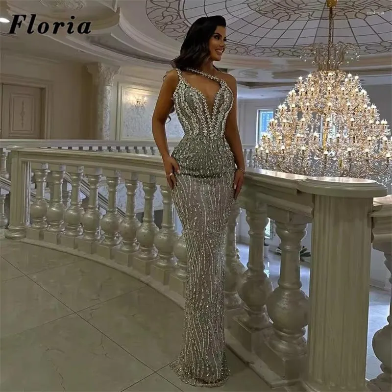 Party Dresses Silver Beaded Evening Floor-Length A-Line Wedding Dress with Hooded Collar and Sweep Train from Dhgate Urban Sexy Dresses - price 288.0 Party Dresses Silver Beaded Evening Floor-Length A-Line Wedding Dress with Hooded Collar and Sweep Train from Dhgate Urban Sexy Dresses - price 288.0