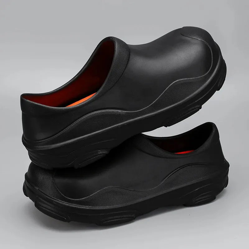 Ensemble de chaussures de cuisine spéciales pour hommes, imperméables et résistantes à l'huile, à enfiler, pour chefs, adaptées à la pluie, référence 250213_voghion.com