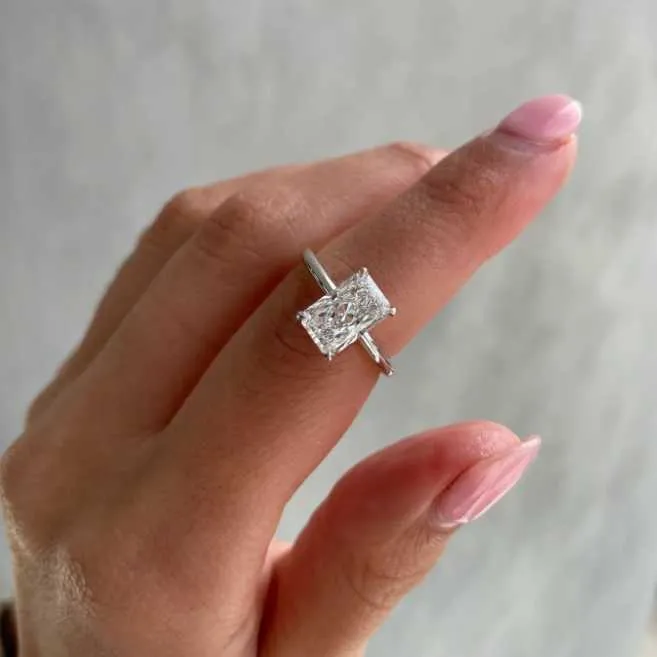 Fancy Cut 1CT 2CT Grown CVD HPHT Engraved 18K Solid Gold Lab Diamond Ring For Women Wedding_voghion.com