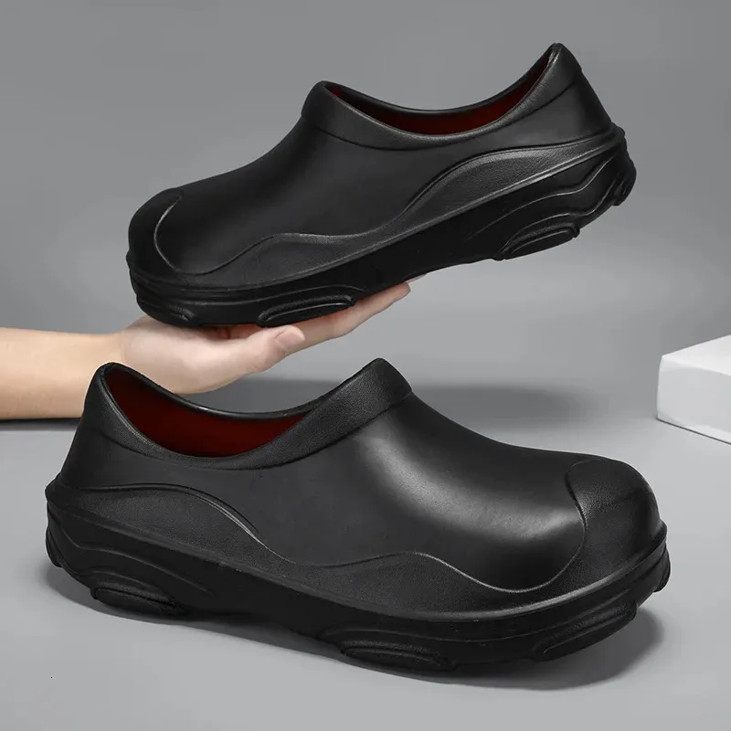 Ensemble de chaussures de cuisine spéciales pour hommes, imperméables et résistantes à l'huile, à enfiler, pour chefs, adaptées à la pluie, référence 250213_voghion.com