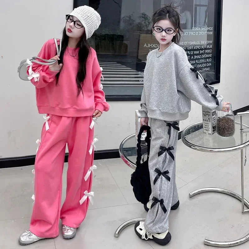 Cute Girls Outfits Girls' 2-Piece Outfits - Long Sleeve Crop Top Hoodies & Flare Sweatpants Sets Size 4-13 Years Tween Girls Crop Top And Flare Pants Outfits