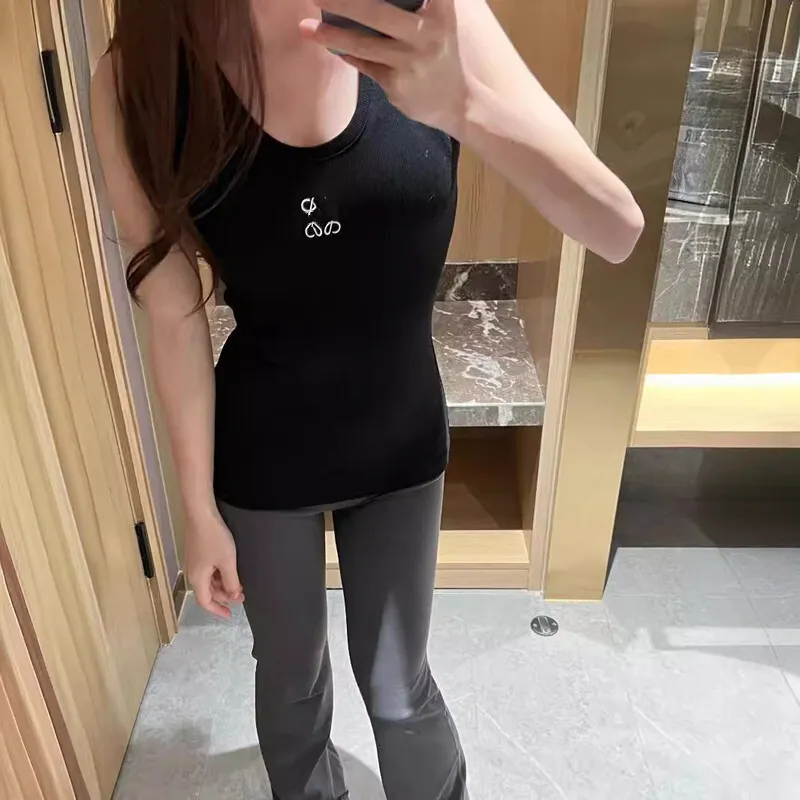 Koerye Canotta da Donna Estivo Camisole in Raso Casual Maglietta Tops Scollo a V Bluse Spalline Sottili Senza Maniche T-Shirt Bianco,S