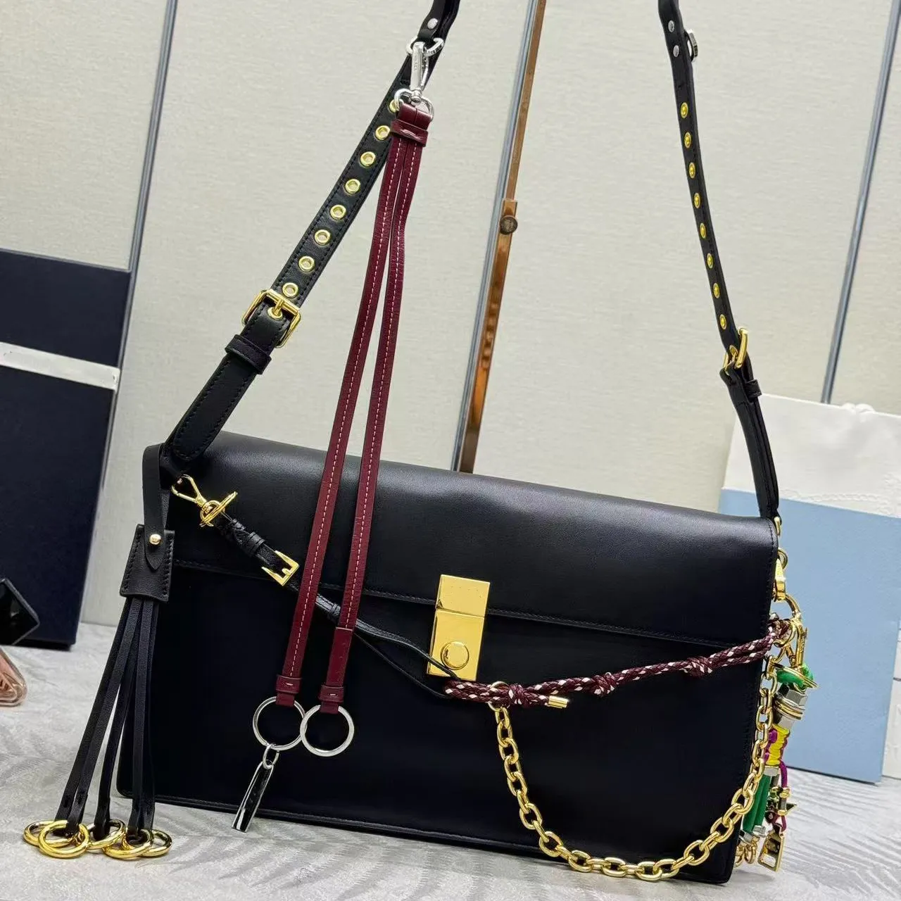 Designer Genuine Leather The New Yorker Tote With... From 