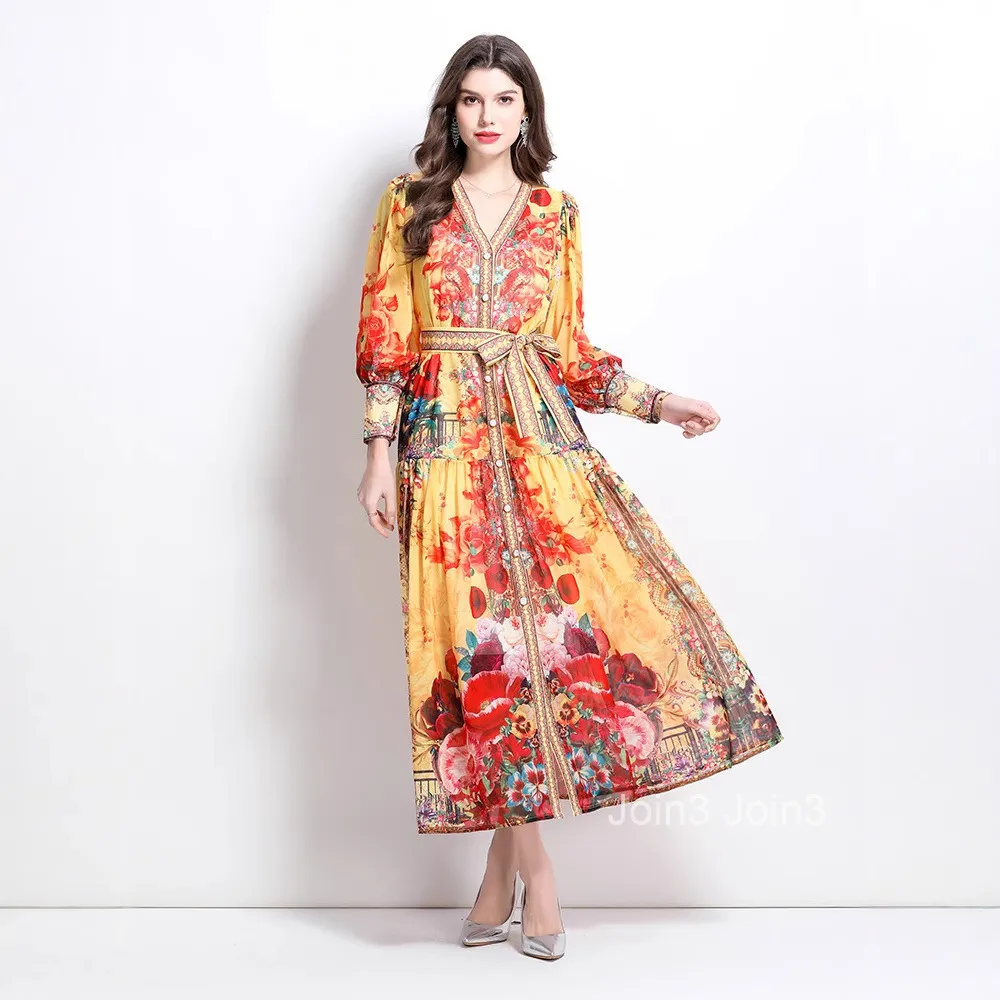 white christmas dresses Buy AURELIA Ethnic Motifs Chiffon Ethnic Dress Online At Low Price main image 1