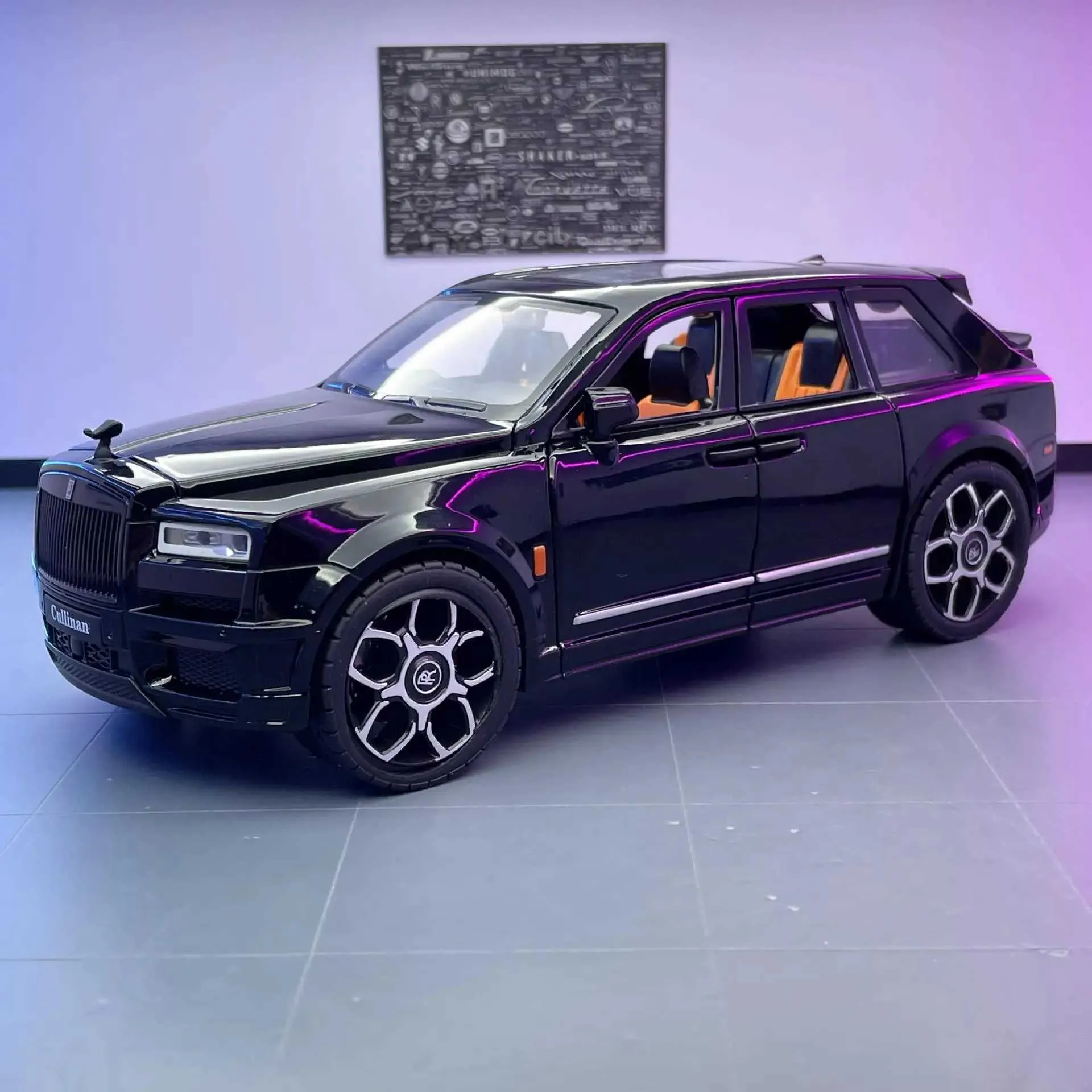 2026 Rolls‑Royce Cullinan 1/20 Diecast Metal Car – 70% OFF, Sound & Light Toy Gift