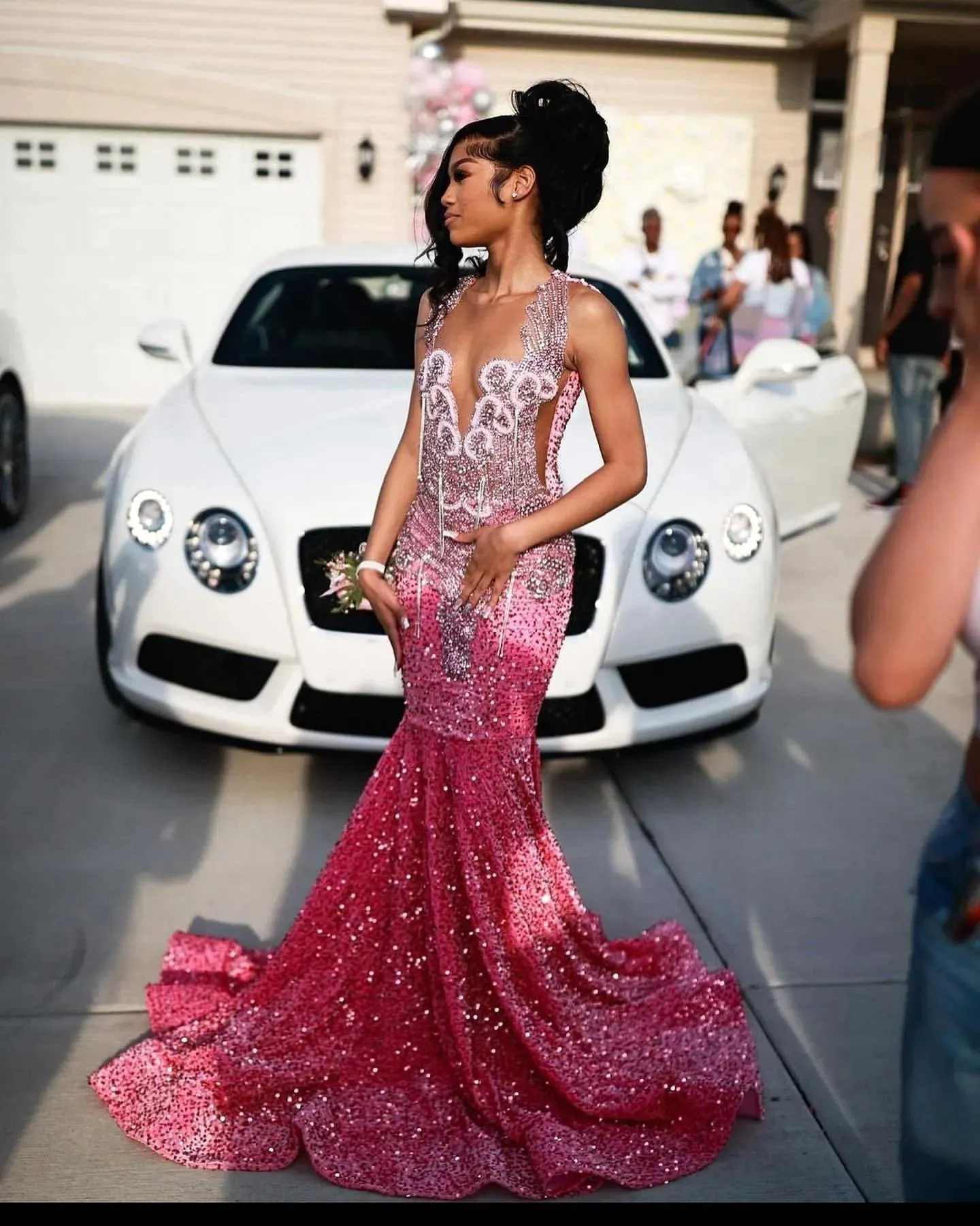Hot Pink Sequined Prom Party Dress with Beaded Embellishments Floor-Length Evening Gown from Dhgate Prom Dresses - price 441.89 Hot Pink Sequined Prom Party Dress with Beaded Embellishments Floor-Length Evening Gown from Dhgate Prom Dresses - price 441.89