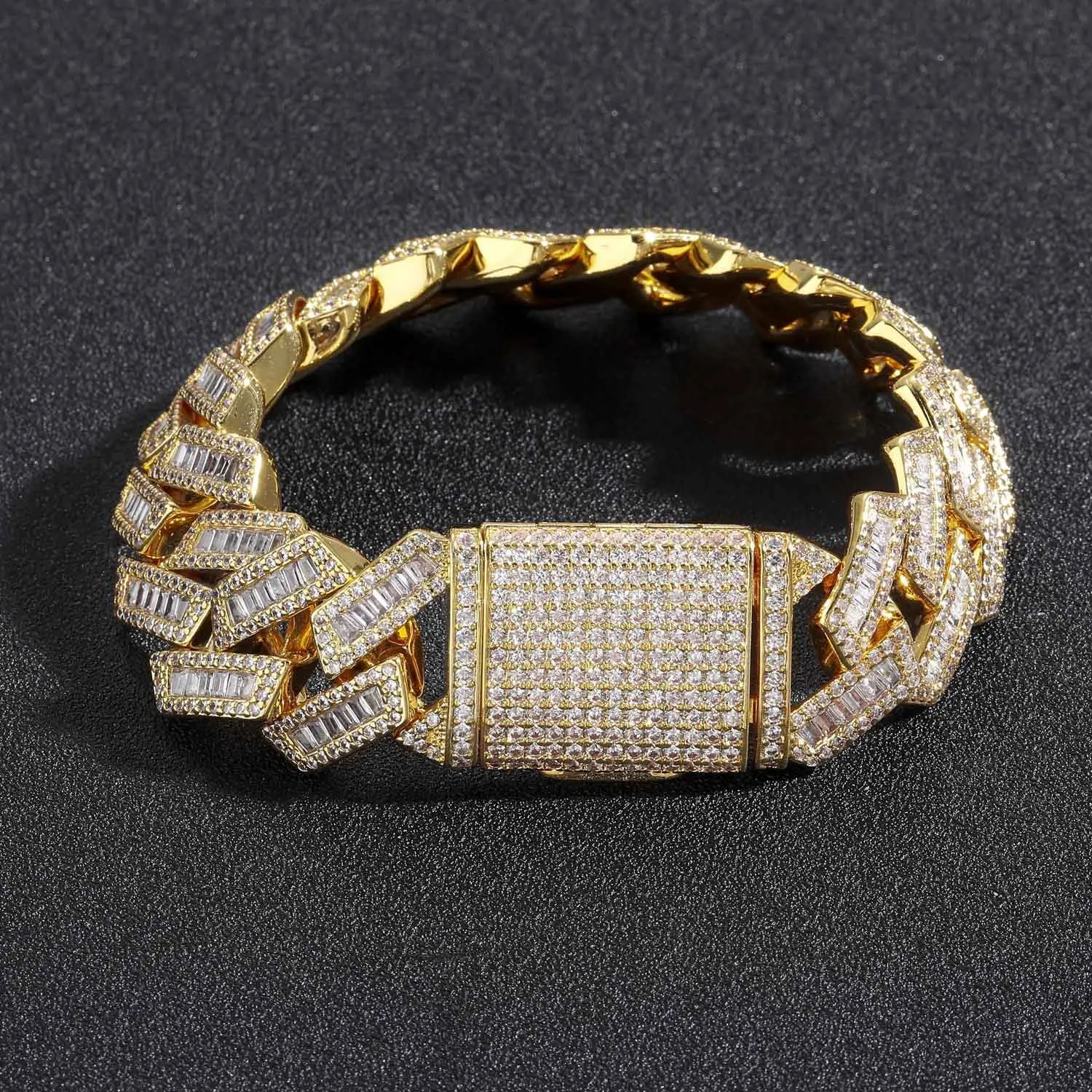 Hip Hop 20mm Wide Domineering Square Moissania Diamond Cuban Chain With Exaggerated Personality Mens Bracelet_voghion.com