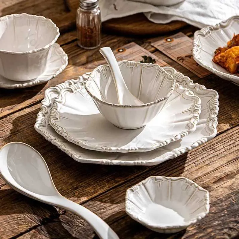 Keramik -Teller -Set, Französisch -Relief -Design, High -End -Kreativsteakteller, Suppenschalen, Geschirrtablett, Vintage -Geschirr für Zuhause