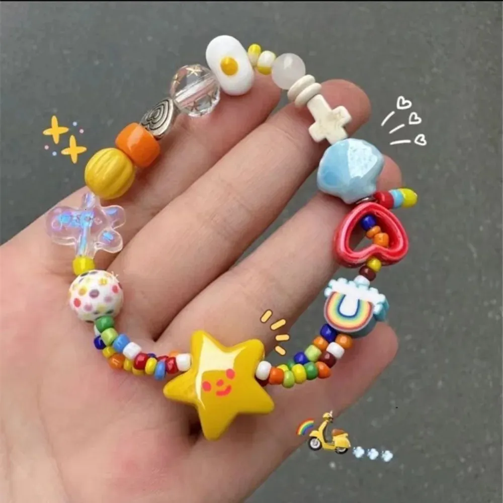 カラフルな星のチャームブレスレット ...を￥1,351 | DHgate