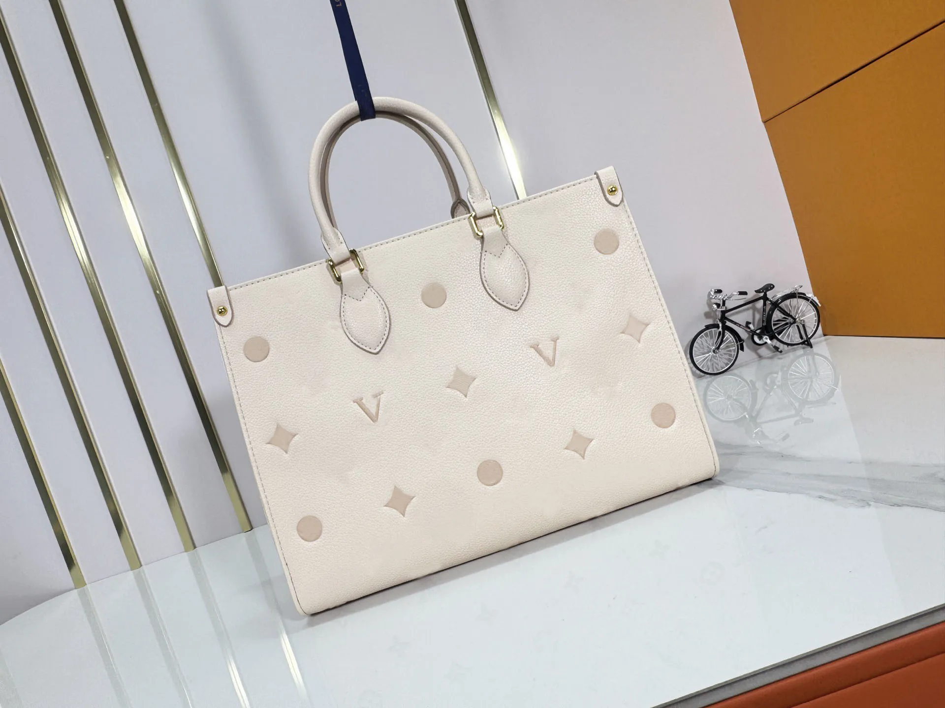 Sac à Main Femme PVC Motif Carreaux Noirs Et Café - NEUF Avec Défaut Mineur