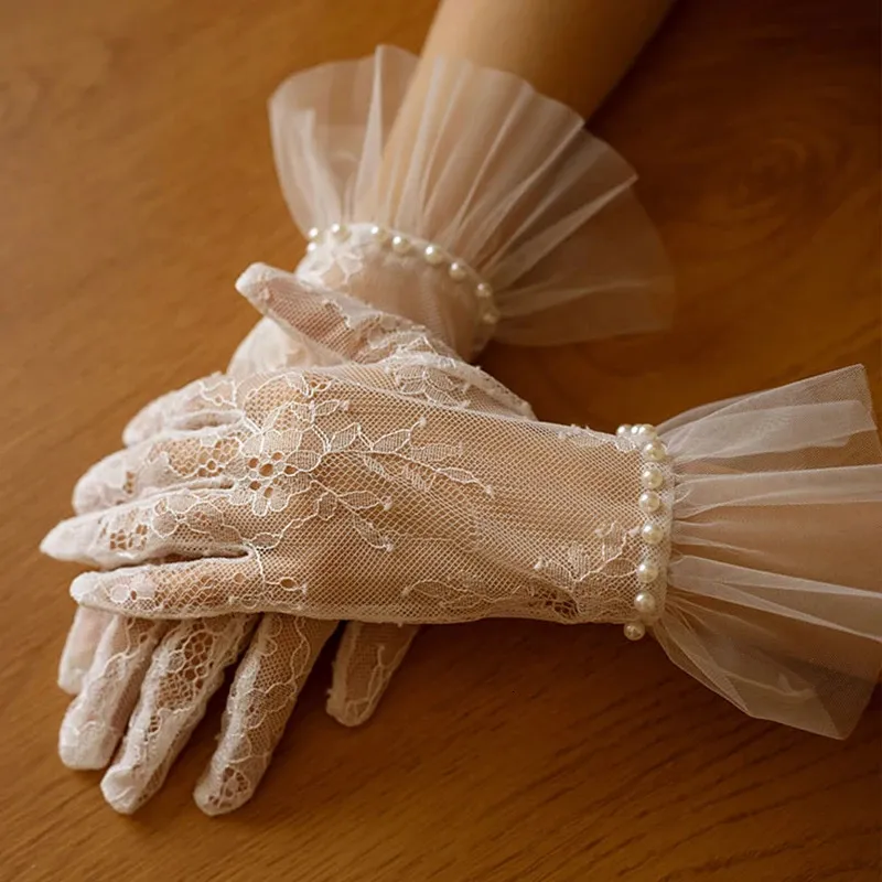 chinese dress ladies Amazon.com: LULUSILK 1 Pair White Cotton Women Gloves for Formal Parade  Marching Costume Party Dress : Clothing, Shoes & Jewelry main image 0