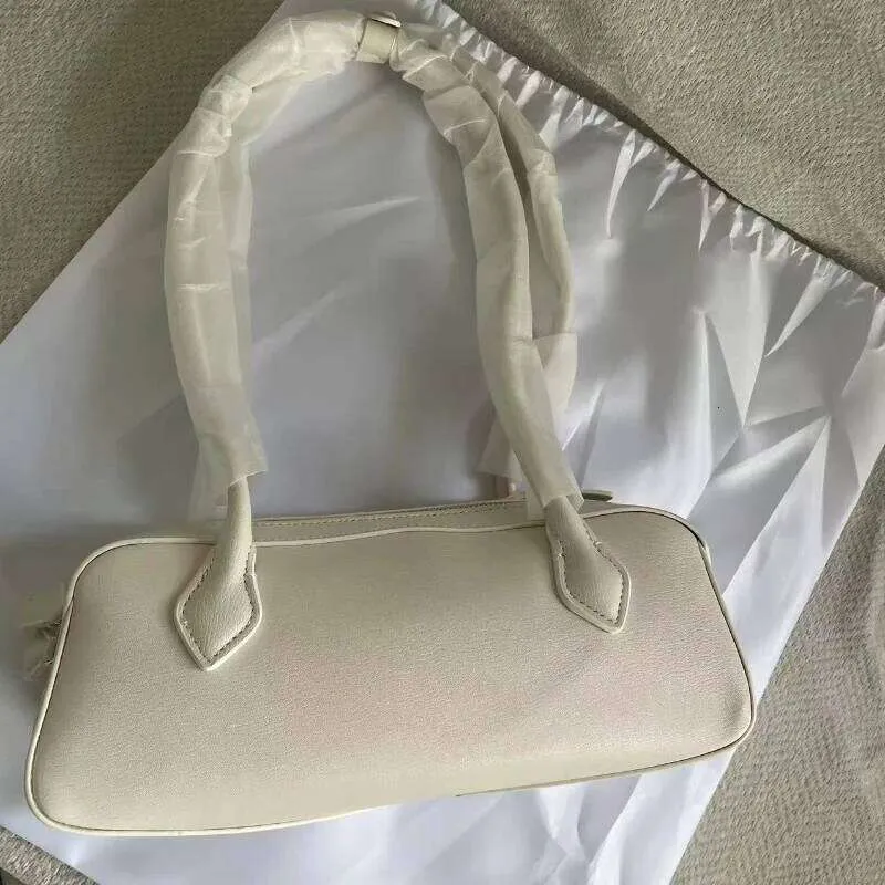 Women's Large Capacity Shoulder Bag Crossbody Handbag_voghion.com
