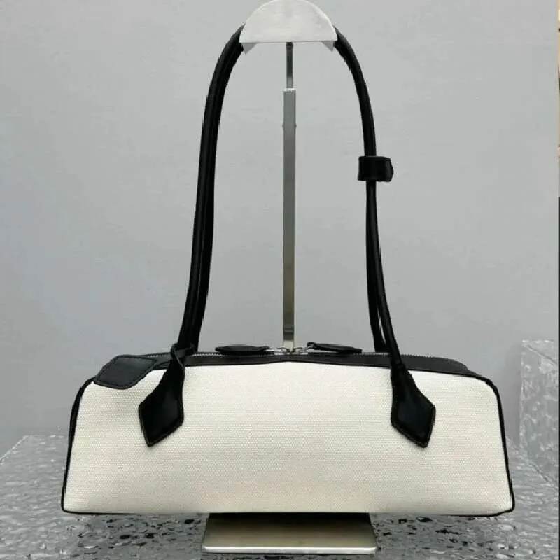 Women's Large Capacity Shoulder Bag Crossbody Handbag_voghion.com