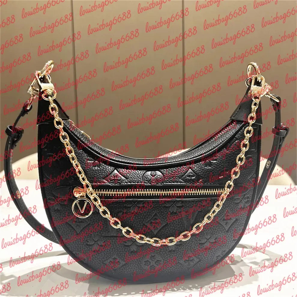 Luxury Croissant Loop Leather Shoulder Bag With Metal Chain