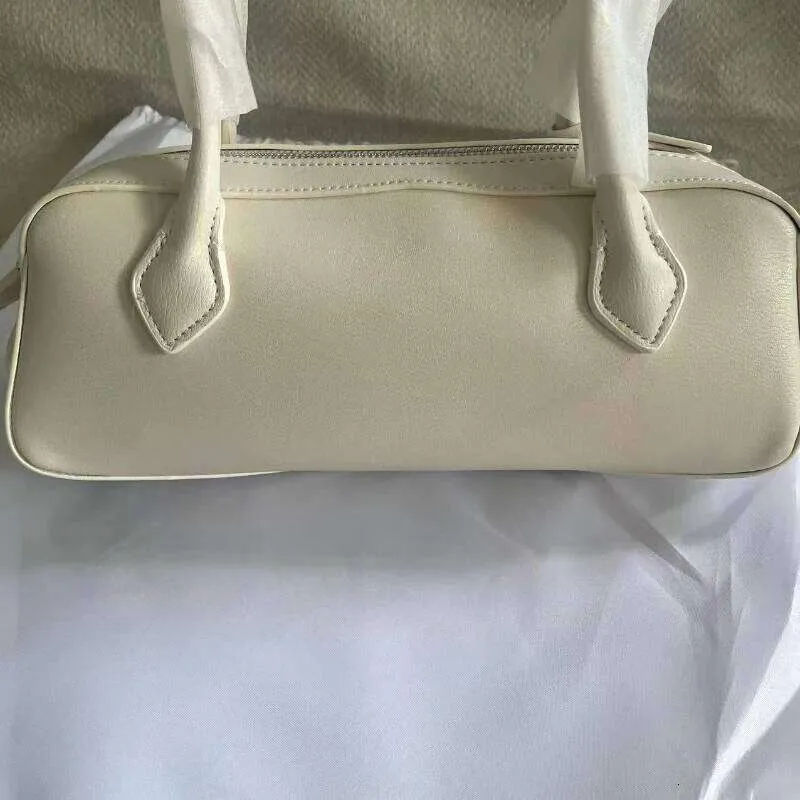Women's Large Capacity Shoulder Bag Crossbody Handbag_voghion.com