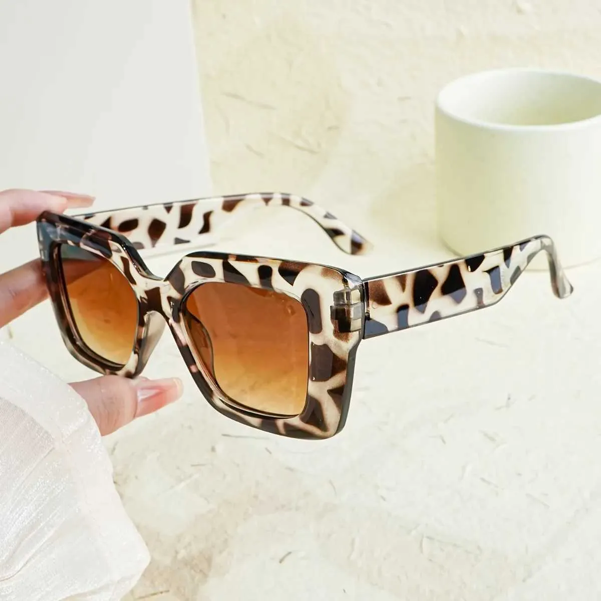 Leopard Print Gradient Sunglasses For Men, PC Frame,... From 